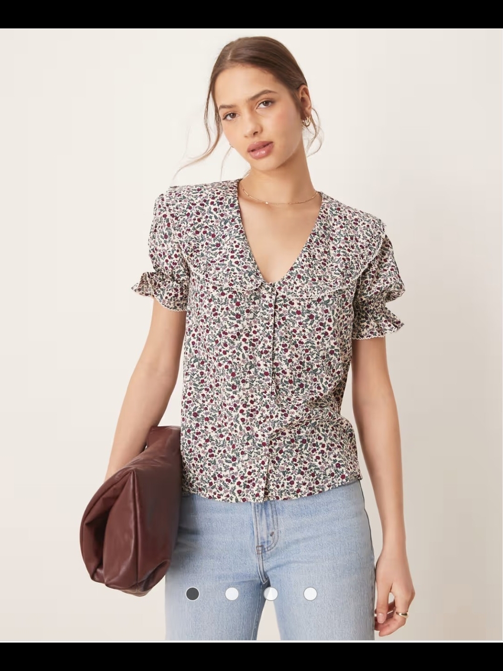 EUC Nobody's Child Emmie blouse in cream ditsy floral